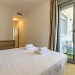 Allo Bonald Parking Piscina 3 Апартаменти *