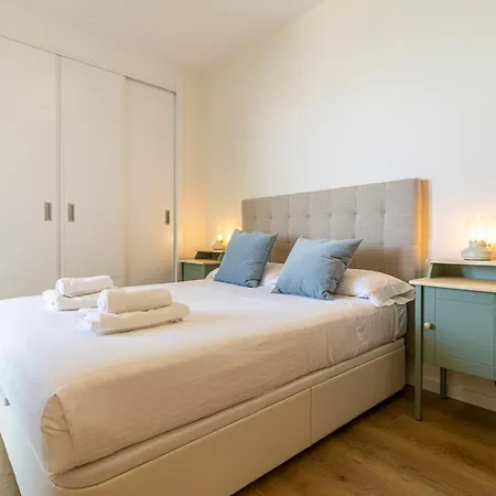 Apartamento Allo Bonald Parking Piscina 3 *