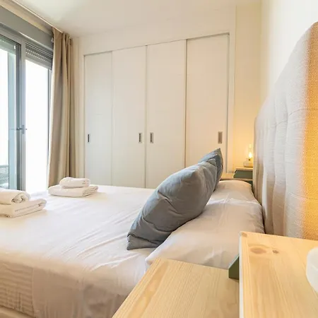 Allo Apartments Bonald Parking Piscina 3 Habitaciones *